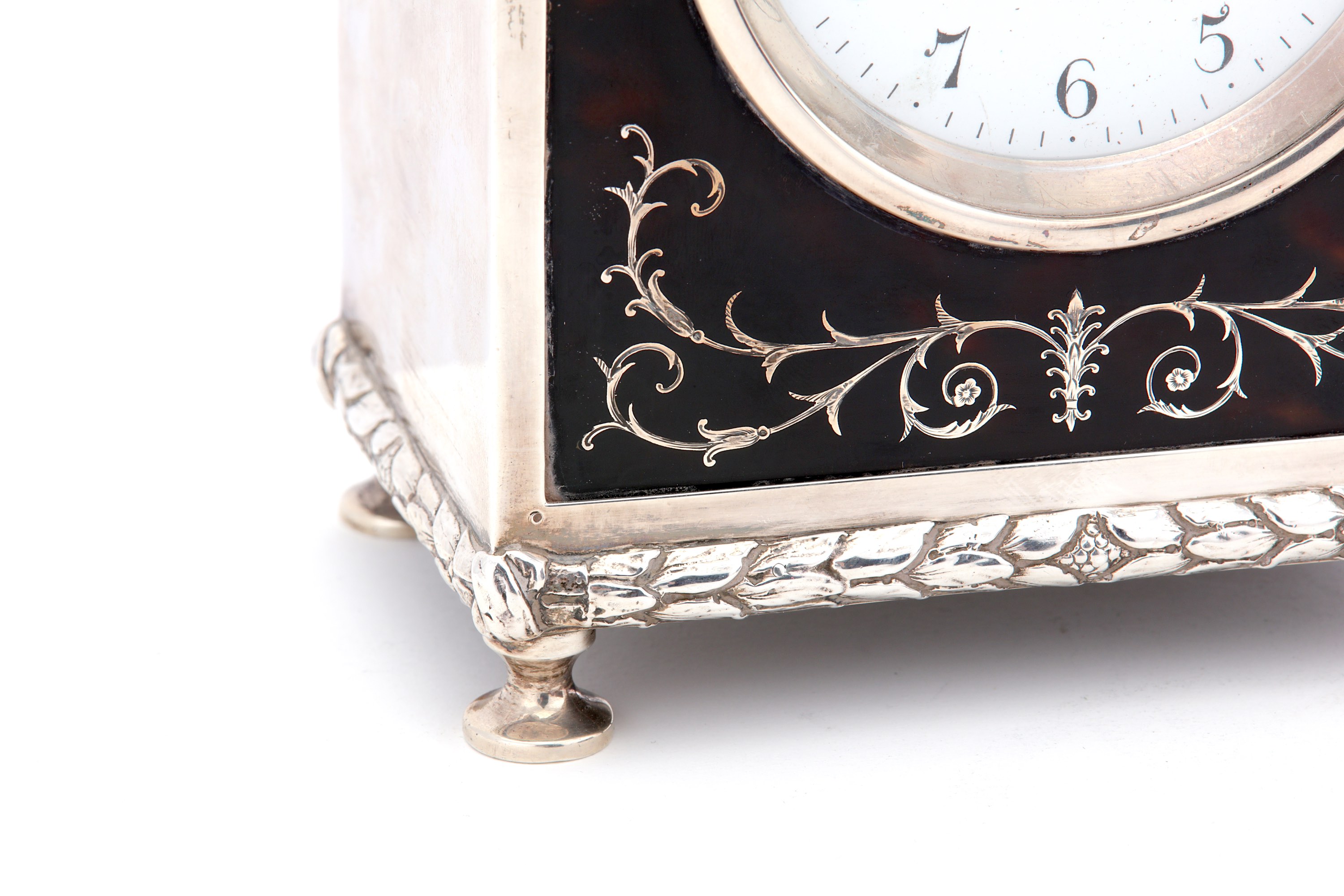 A George V antique sterling silver and tortoiseshell mantle clock, London 1912 by Elkington & Co - Image 3 of 6