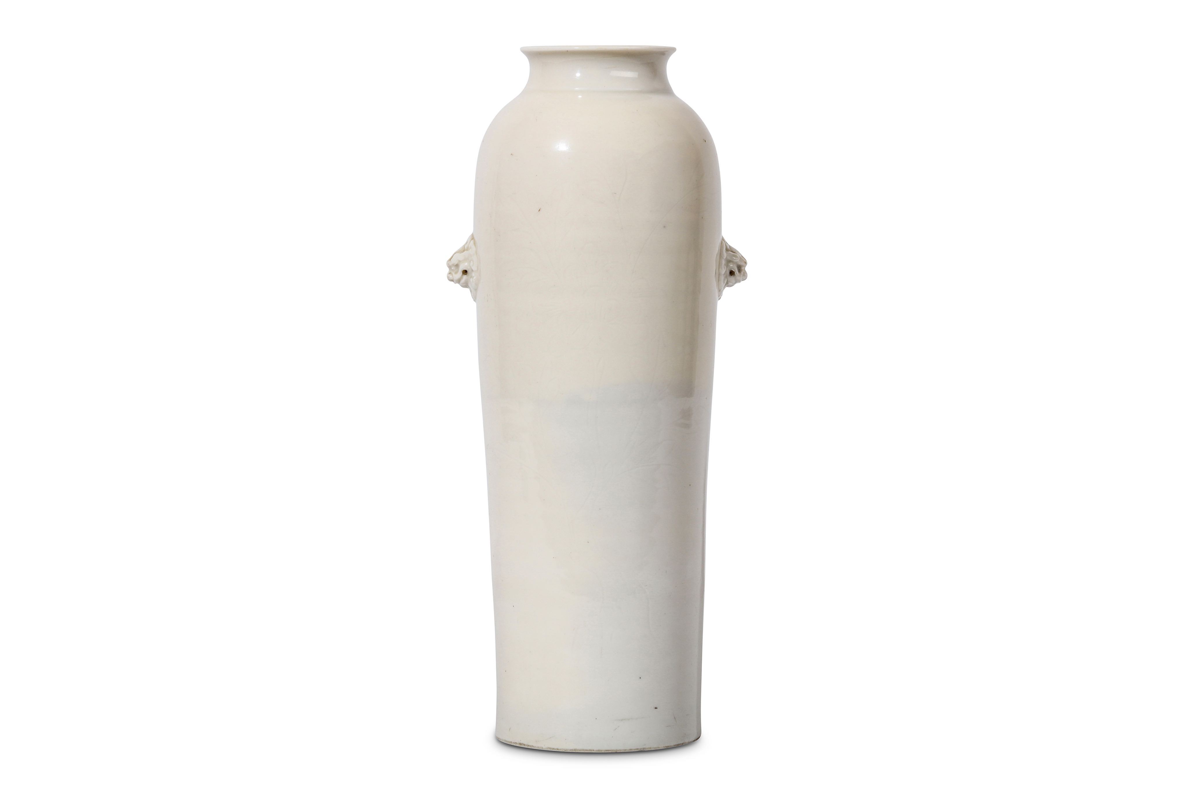 A CHINESE BLANC DE CHINE SLEEVE VASE. Kangxi. The tall cylindrical body rising to a waisted neck - Image 2 of 2