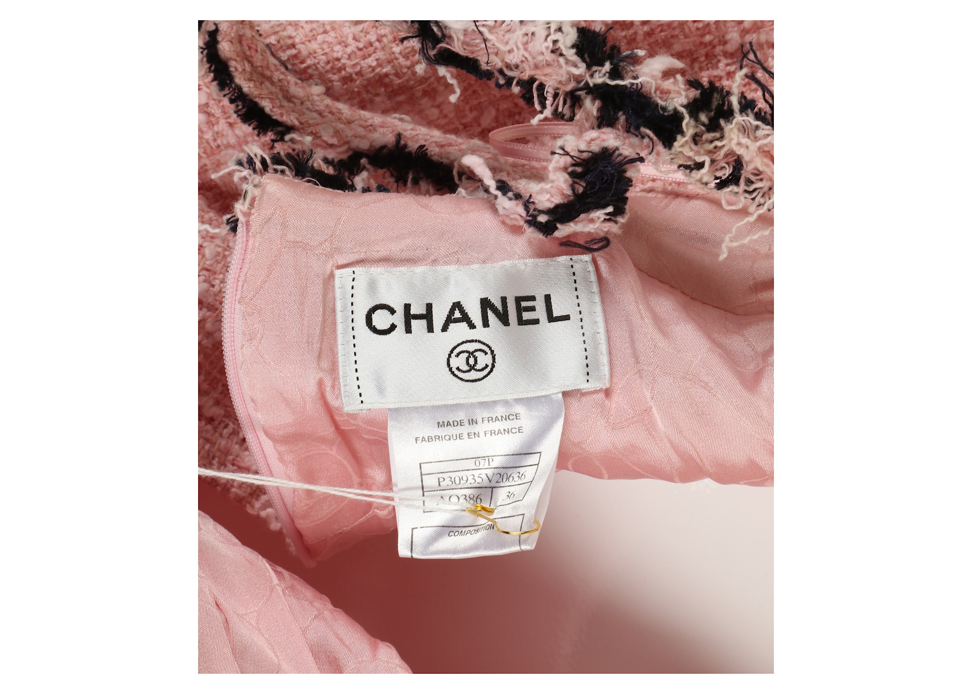 Chanel Pink and Black Boucle Mini Dress, Spring 2007, labelled size 36, 13"/34cm chest, 62cm long - Image 6 of 6