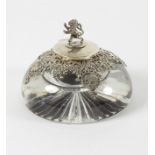 A silver mounted inkwell, Samuel Jacob, London 1904,