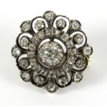 A diamond flowerhead brooch,