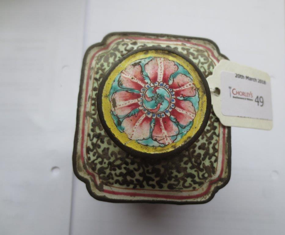 Three pieces of Canton enamel, 18th/19th Century, - Image 10 of 15