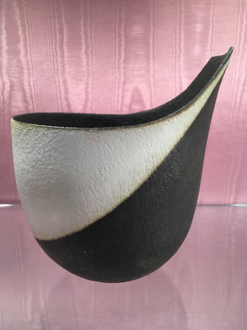 John Ward (British, born 1938)/Stoneware tailed bowl, in a matt black and white glaze, - Image 5 of 9