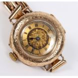 A 9ct gold cased watch, the inner cover with presentation inscription in Welsh dated 1922,