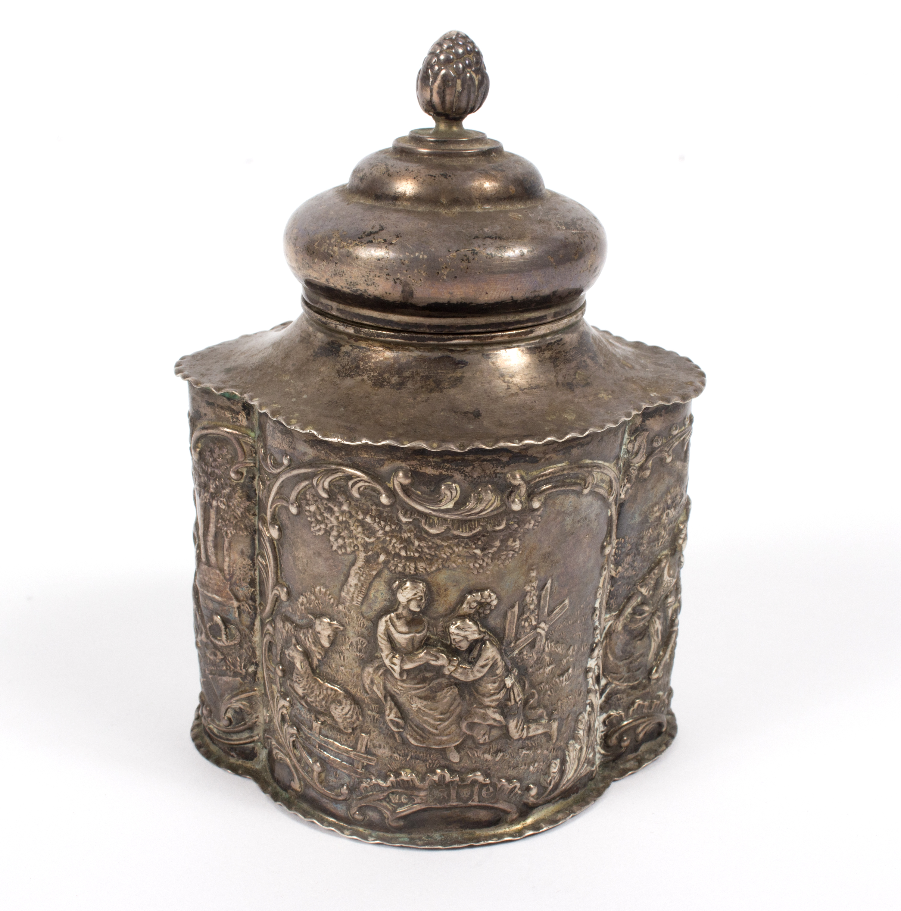 A silver tea caddy, William Comyns, London 1900, - Image 2 of 3