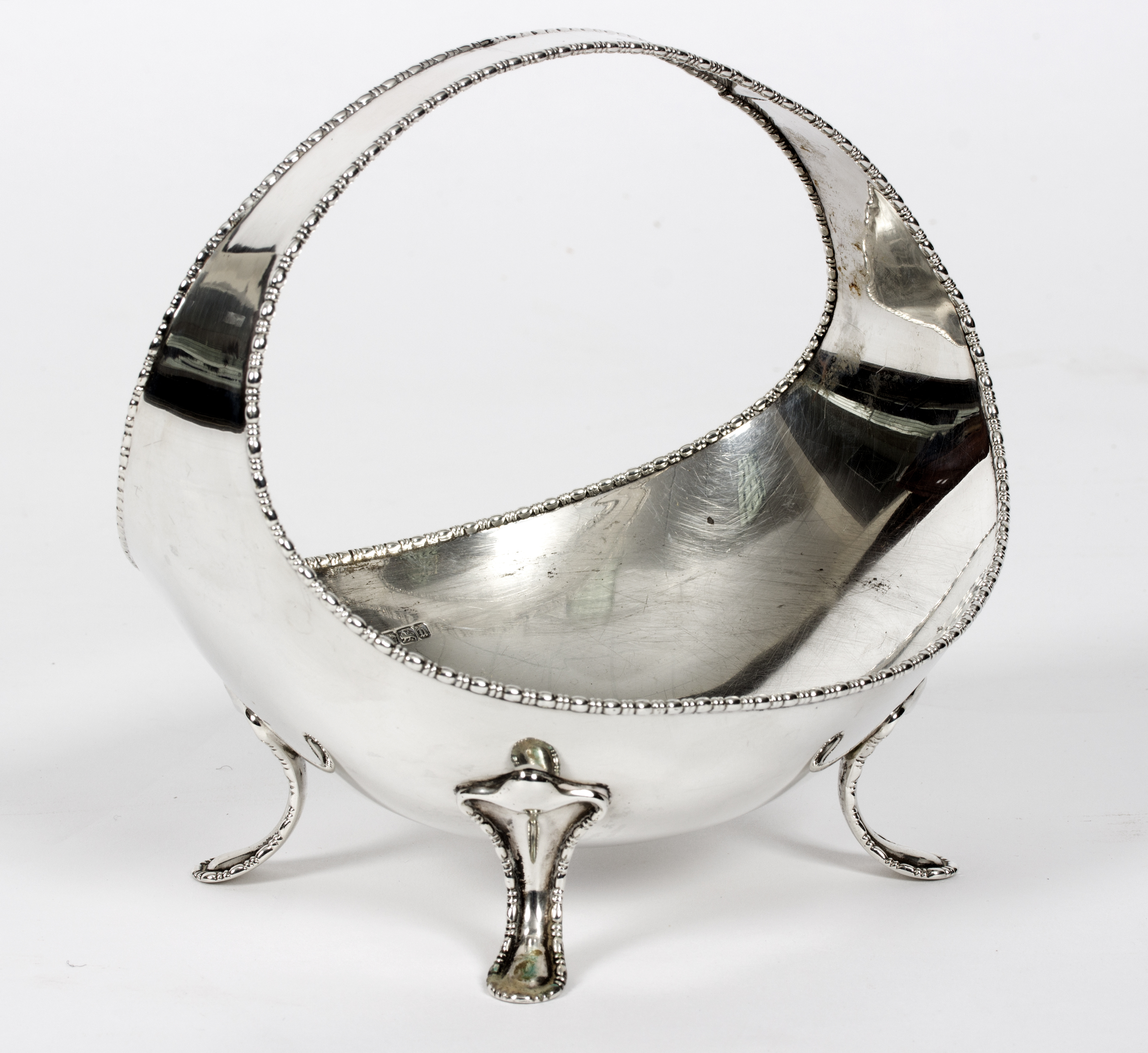 An Art Nouveau style silver basket, HA, Sheffield 1912,