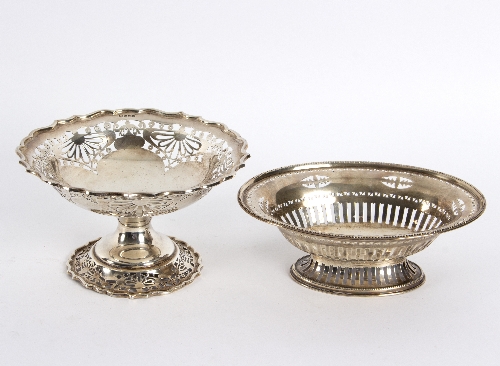 A silver bonbon dish, Sheffield 1910,