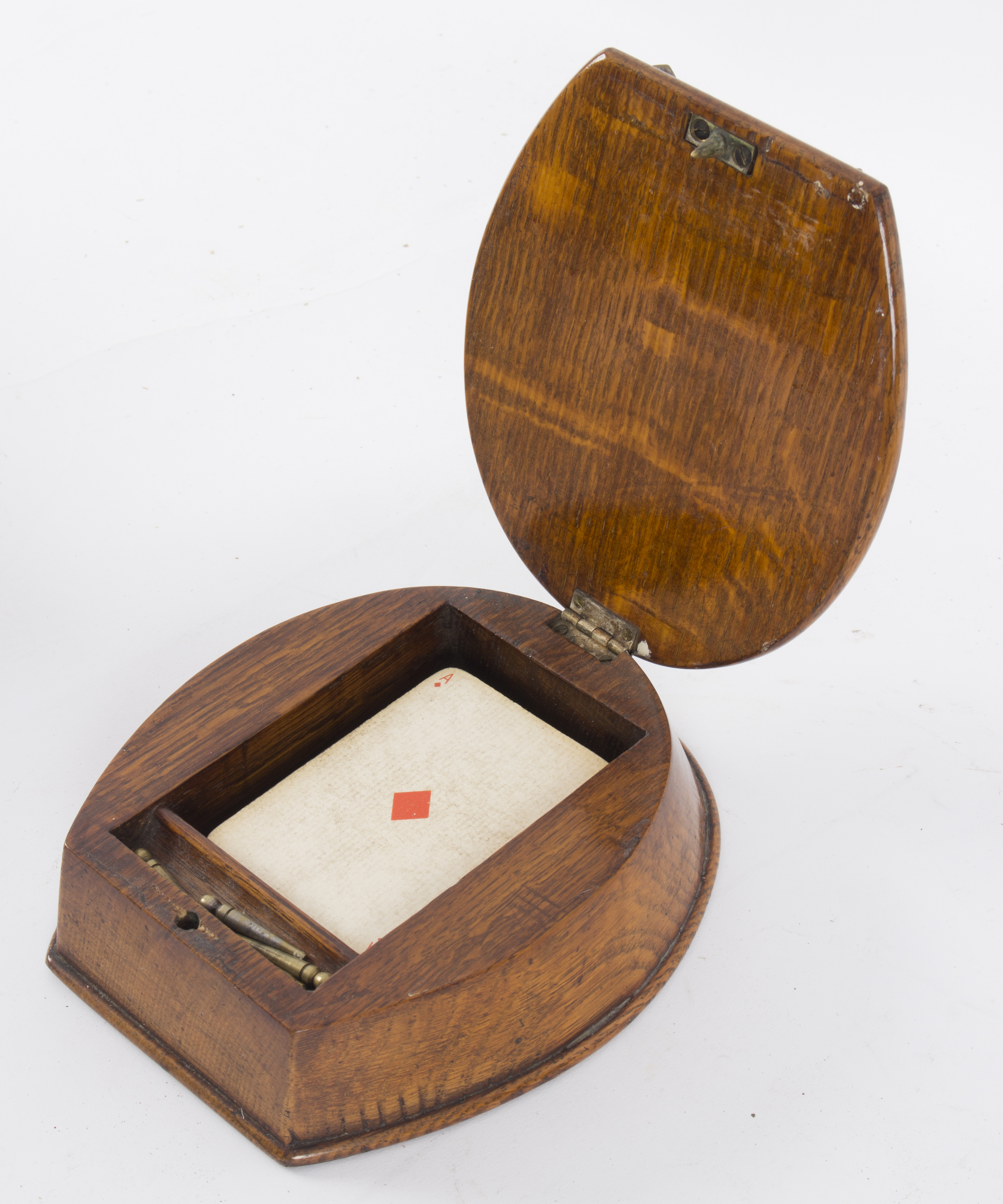 A brass horseshoe cribbage marker, mounted to an oak box, - Bild 2 aus 2