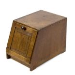 Attributed to Gordon Russell, an oak coal box with octagonal turned handle, 30cm wide,