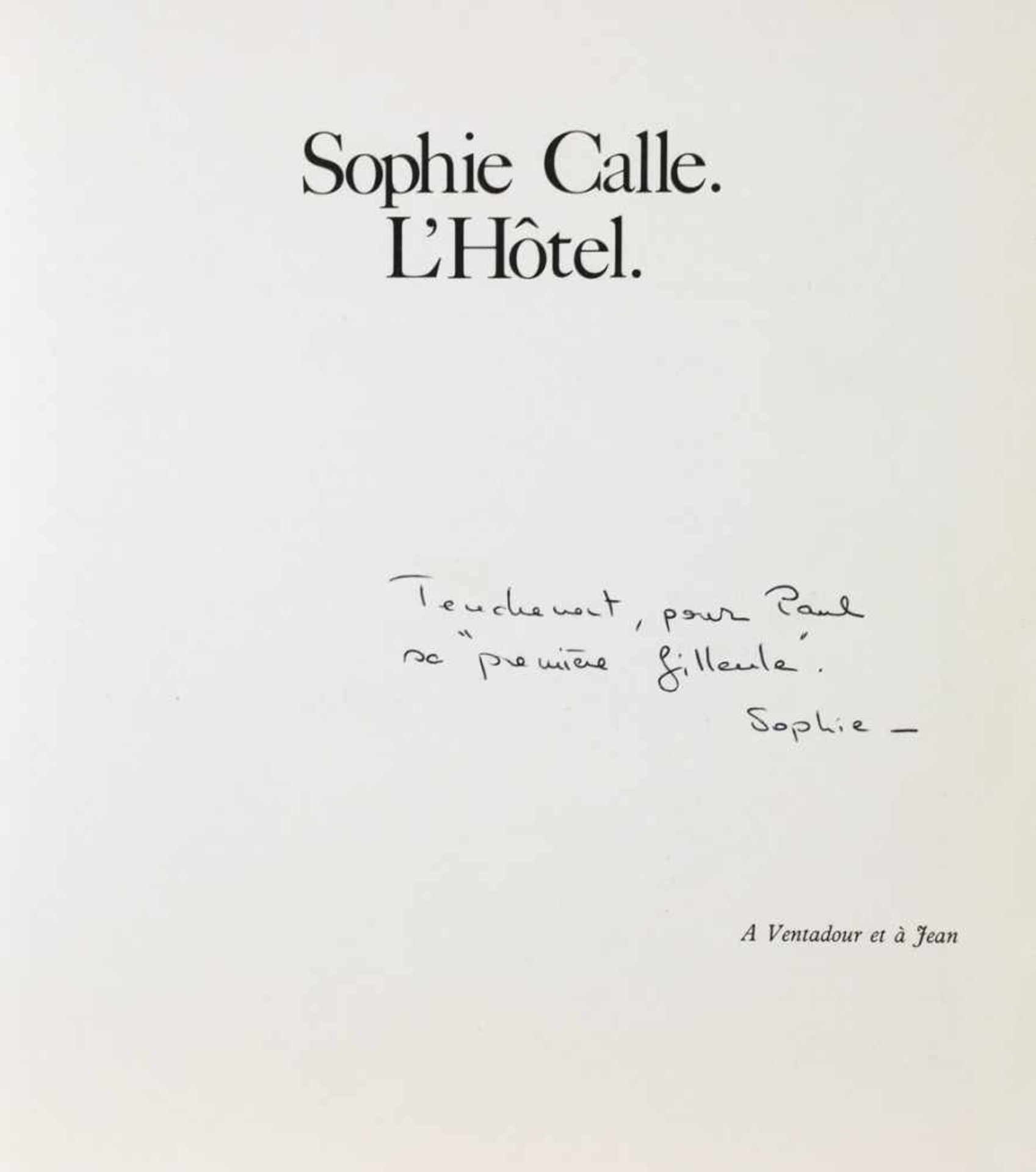 Sophie Calle. LHôtel. Paris, Editions de lEtoile 1984. Mit zahlreichen Abbildungen nach - Image 2 of 2