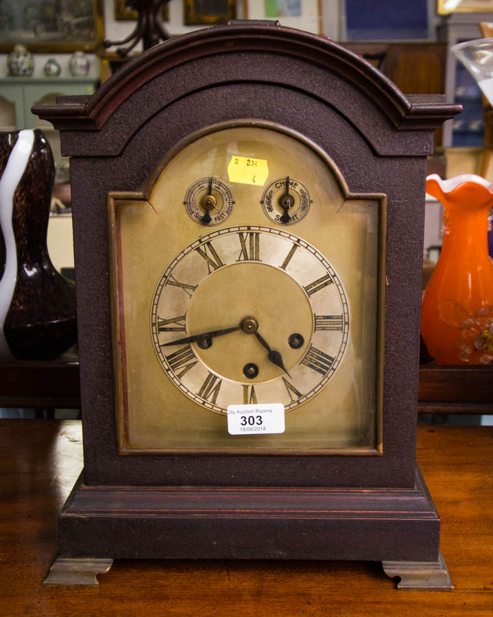 MANTLE CLOCK