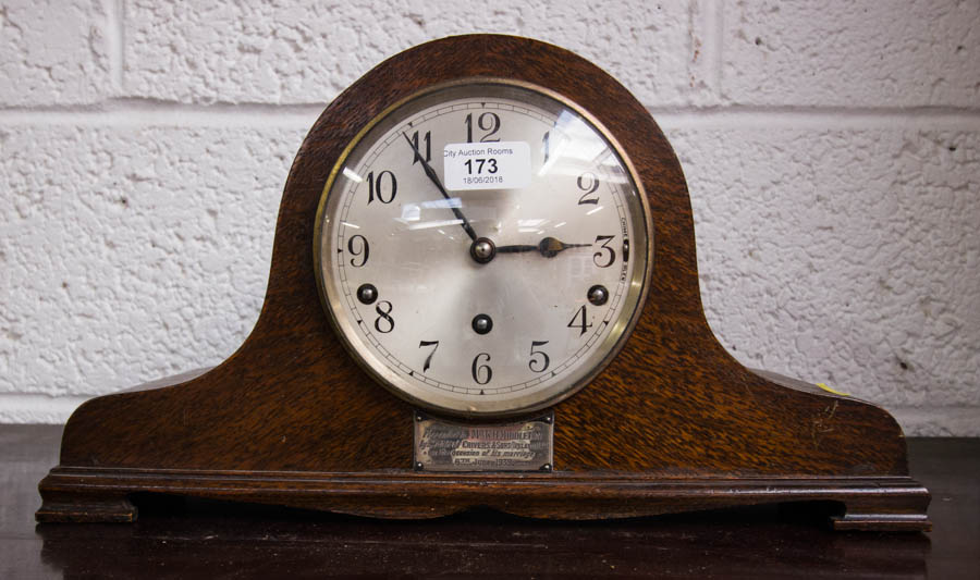 OAK ARCH TOP MANTLE CLOCK