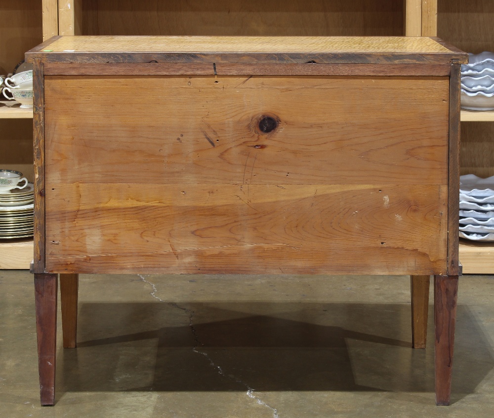 Hepplewhite chest of drawers, executed in maple with fruitwood inlay banding, the two drawer case - Image 3 of 4