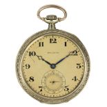 Waltham 14K yellow gold, openface pocket watch Dial: round, gold tone, textured, black stylized