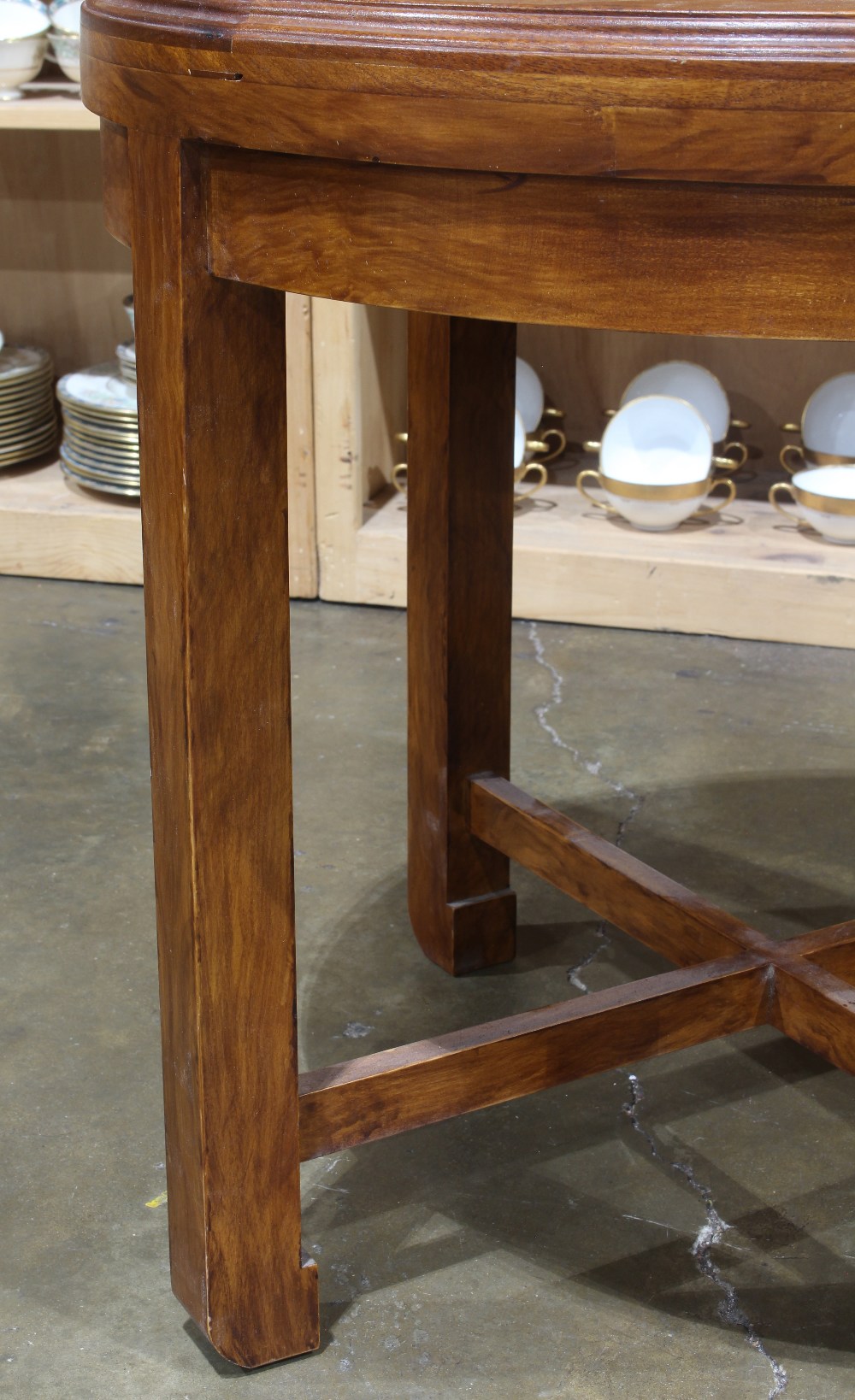 Asian inspired occasional table, the legs conjoined by a lower X form stretcher, and rising on - Image 4 of 4