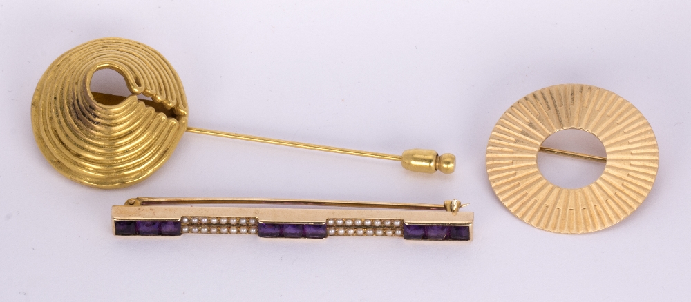 (Lot of 3) Amethyst, seed pearl and yellow gold brooches Including 1) bar brooch, featuring (9)