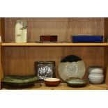 (lot of 9) Two shelves of Japanese studio ware ceramic, including vase, jar, plates and chargers