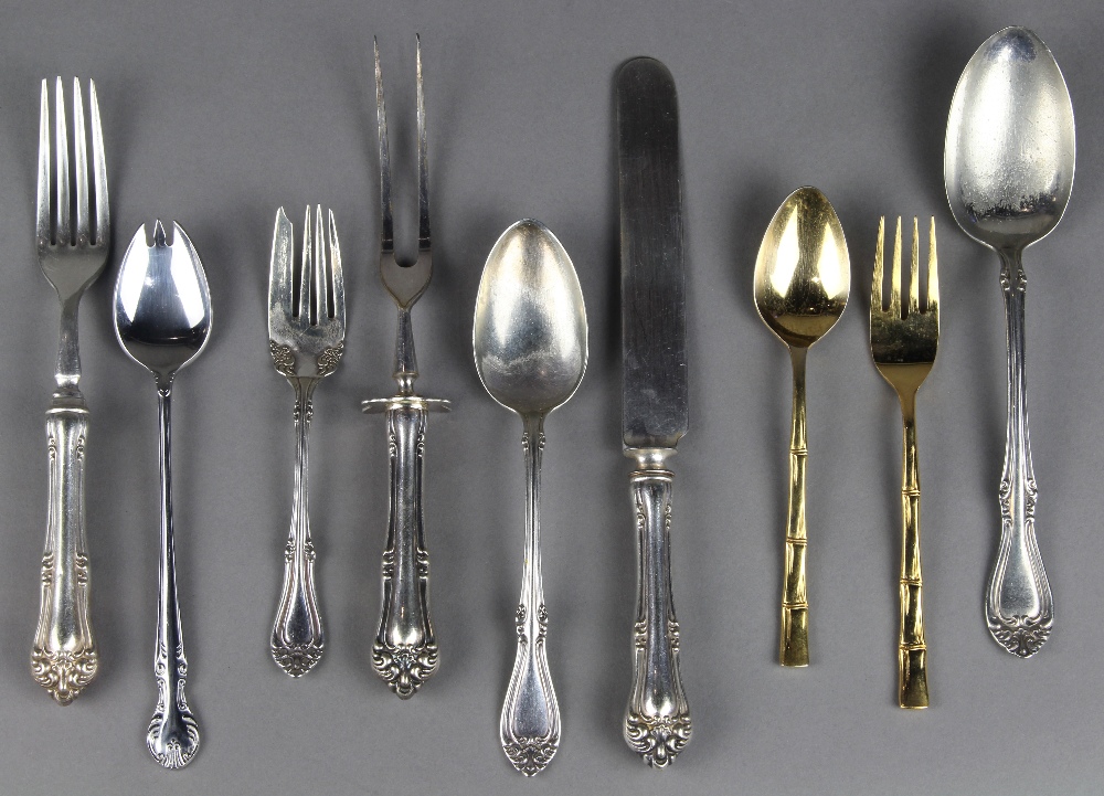 (lot of 50+) Silver plate utensils, consisting of forks, knives, spoons, serving utensils, etc., - Image 2 of 3