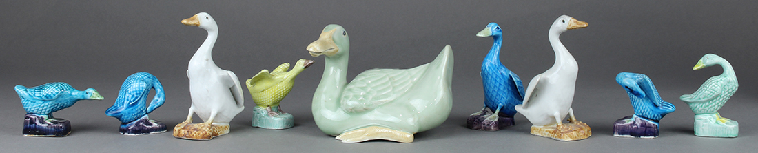 (lot of 9) Chinese glazed porcelain ducks, the largest with a turquoise glaze on its body with