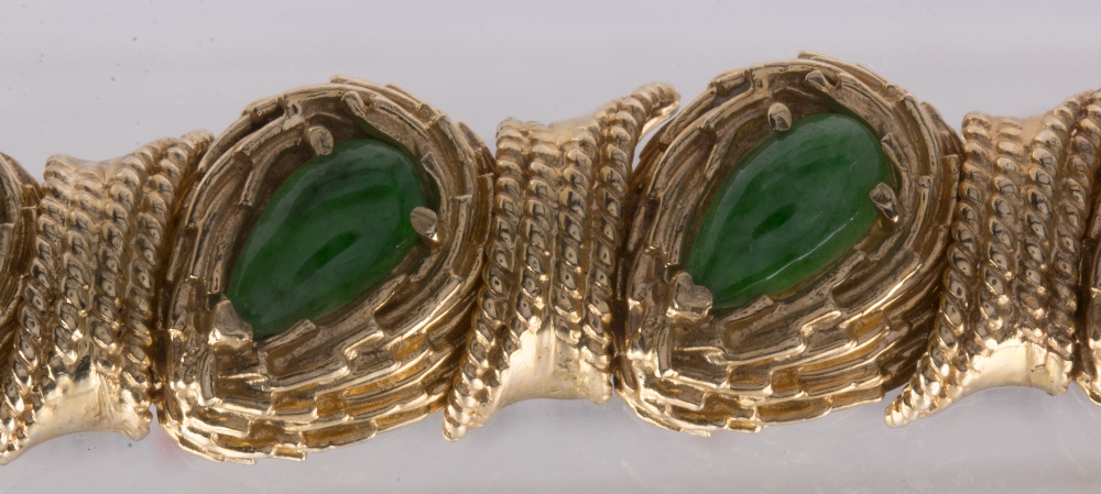 Jadeite and 14k yellow gold bracelet Featuring (11) pear-shaped jadeite cabochons, measuring - Image 5 of 7