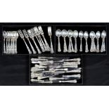 (lot of 84) Gorham sterling silver flatware service, executed in the "Buttercup" pattern, consisting