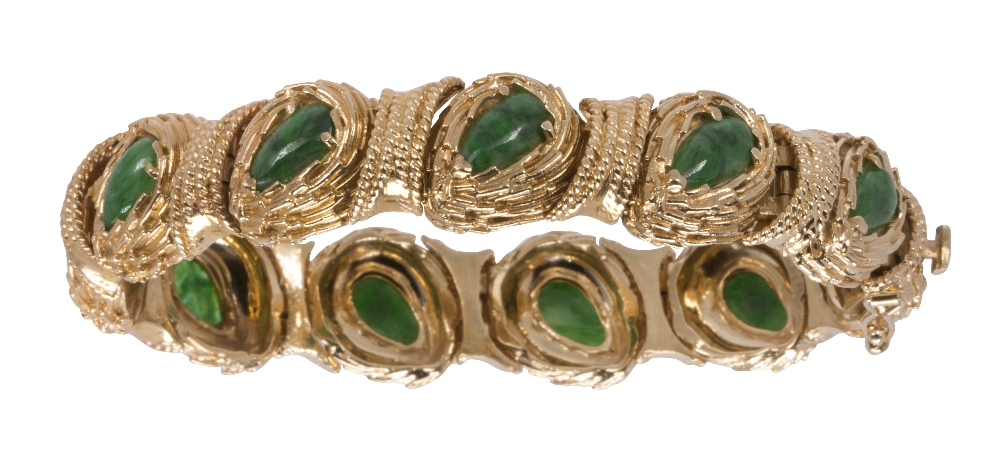Jadeite and 14k yellow gold bracelet Featuring (11) pear-shaped jadeite cabochons, measuring - Image 2 of 7