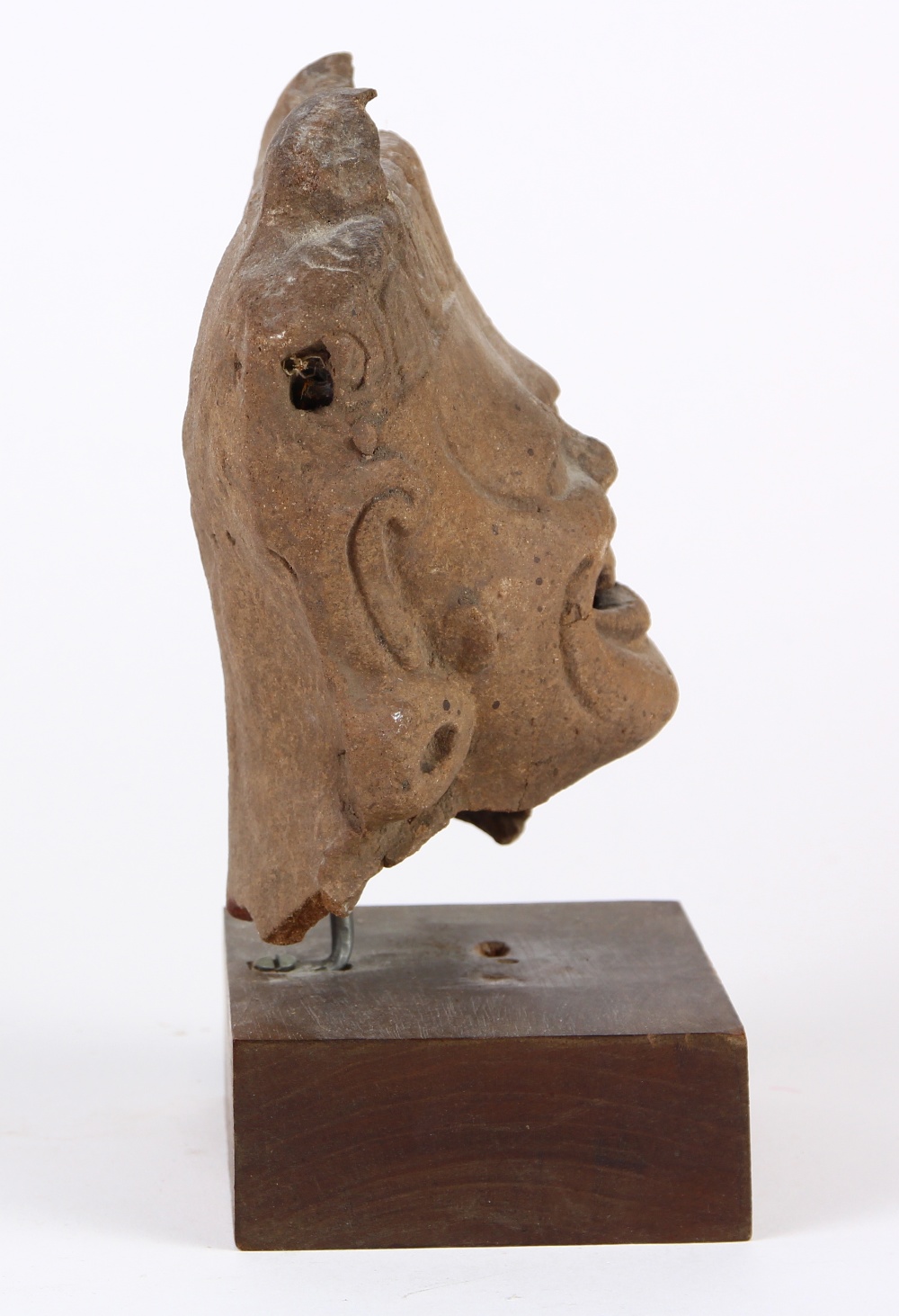Pre-Columbian Veracruz ceramic head fragment of a lord or deity, the pronounced brow narrowing to an - Image 4 of 6