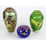 (lot of 3) Art glass paperweight vase group, two Daniel Salazer for Lundberg Studios, one having a