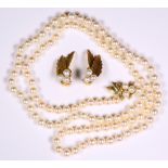 Cultured pearl, 14k yellow gold jewelry suite Including 1) necklace, composed of (108) 6.5 mm,