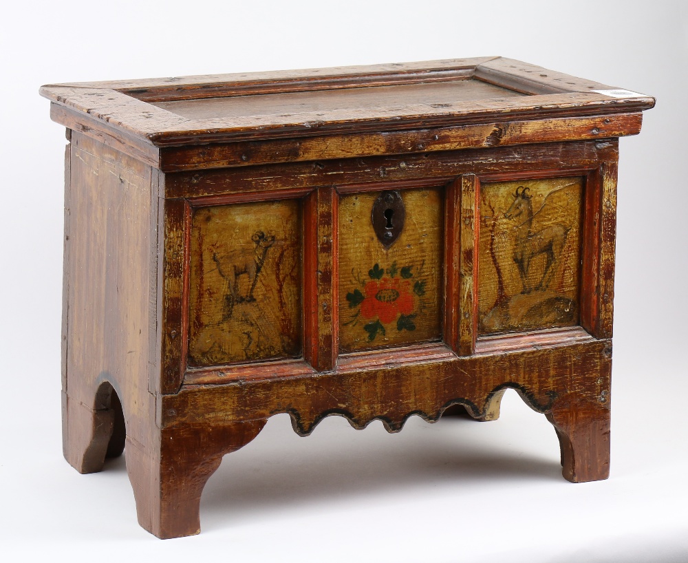 19th century table top chest, the top and sides with inset panels decorated with polychrome