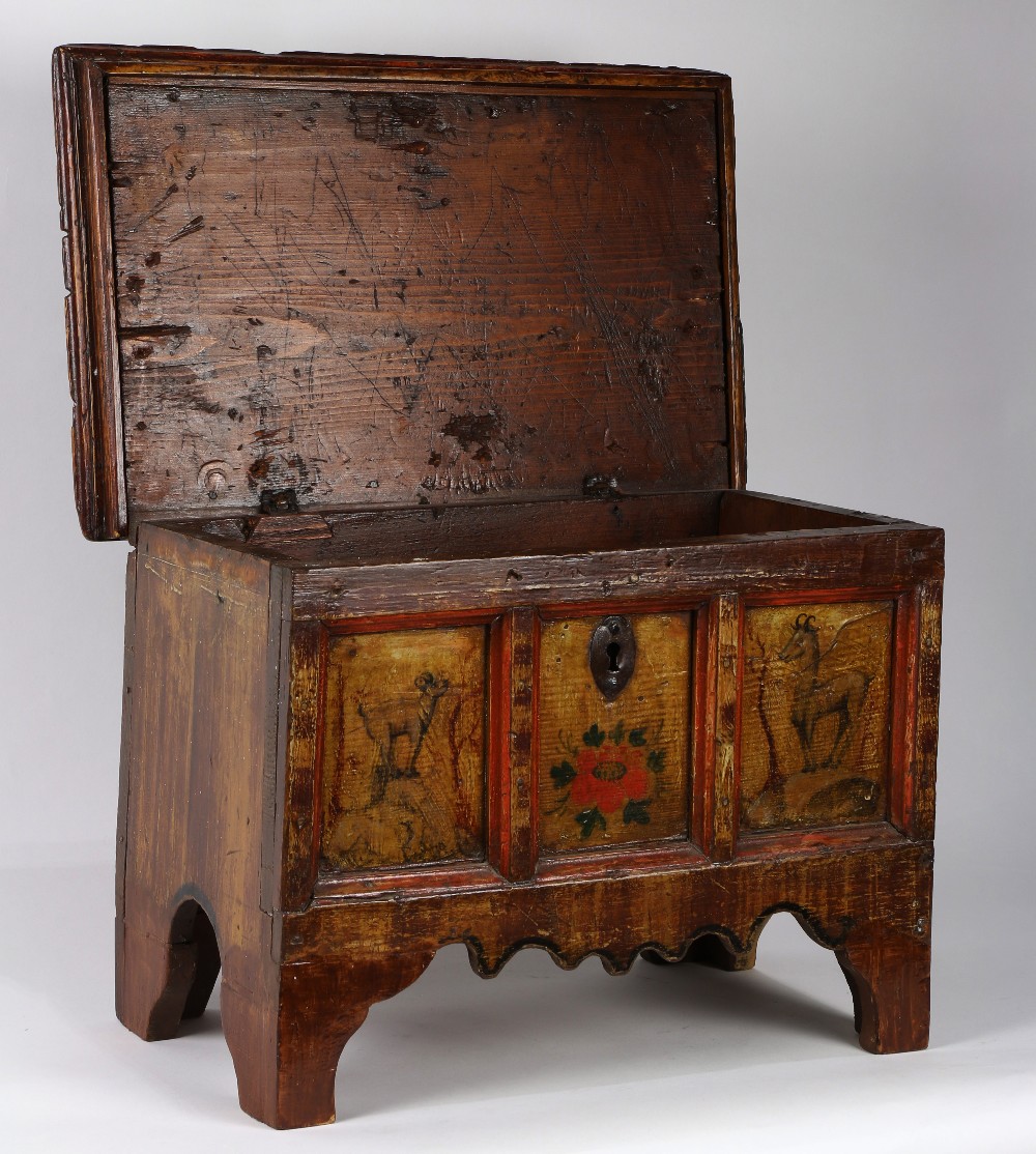 19th century table top chest, the top and sides with inset panels decorated with polychrome - Image 2 of 3