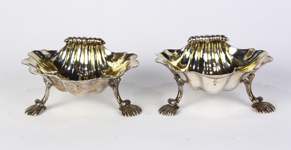 Pair of George II silver and gilt wash shell form salts, London 1744, by David Hermel, each well-