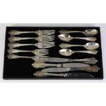 (lot of 13) Wallace sterling silver partial flatware service in the "Grand Baroque" pattern,