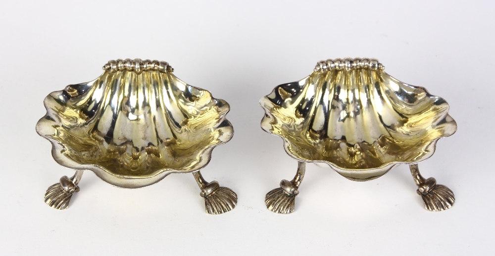 Pair of George II silver and gilt wash shell form salts, London 1744, by David Hermel, each well- - Image 2 of 4