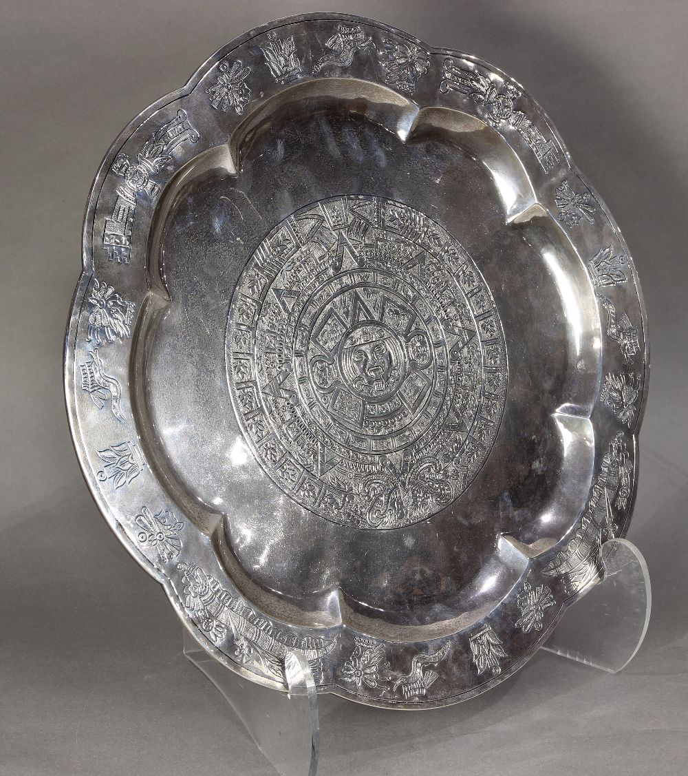 Joyeria Mexican sterling silver platter, 20th Century, incised with Aztec style glyphs depicting the - Image 4 of 6