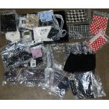 (lot of approx. 22) Chanel supplemental buttons and textile fragments, consisting of various