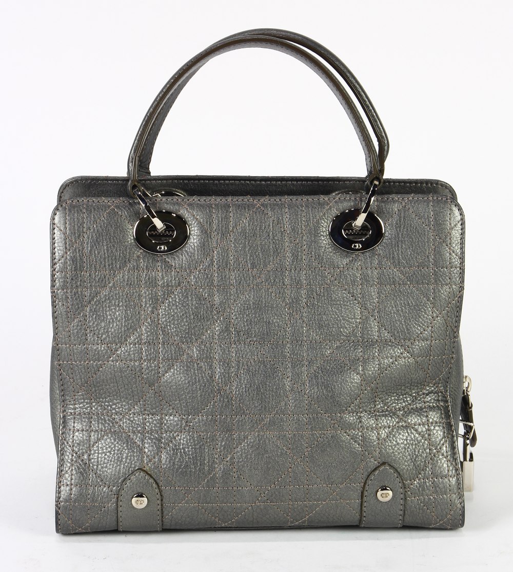 Christian Dior textured lady's handbag, executed in pewter, the hardware labeled "CD", with dust - Image 3 of 5