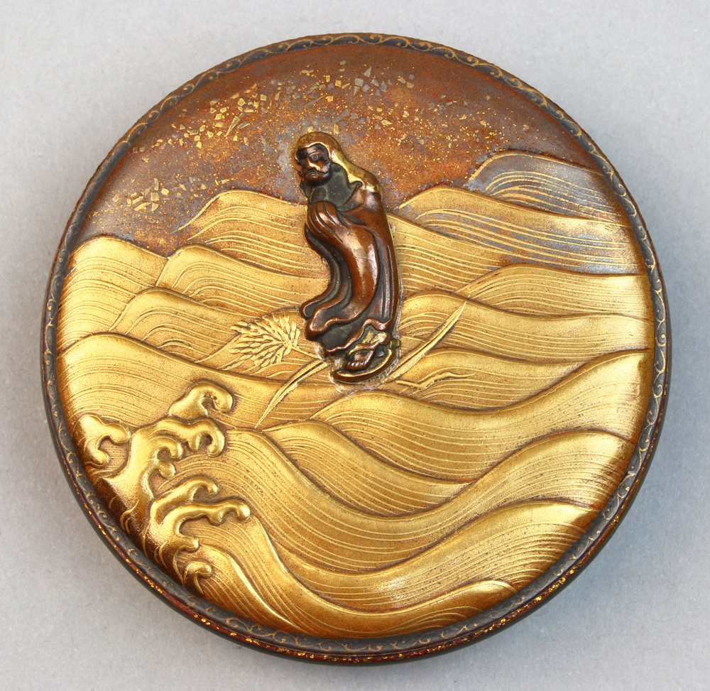 Japanese kogo incense box, 19th century, lacquered copper/bronze, the lid decorated with Daruma