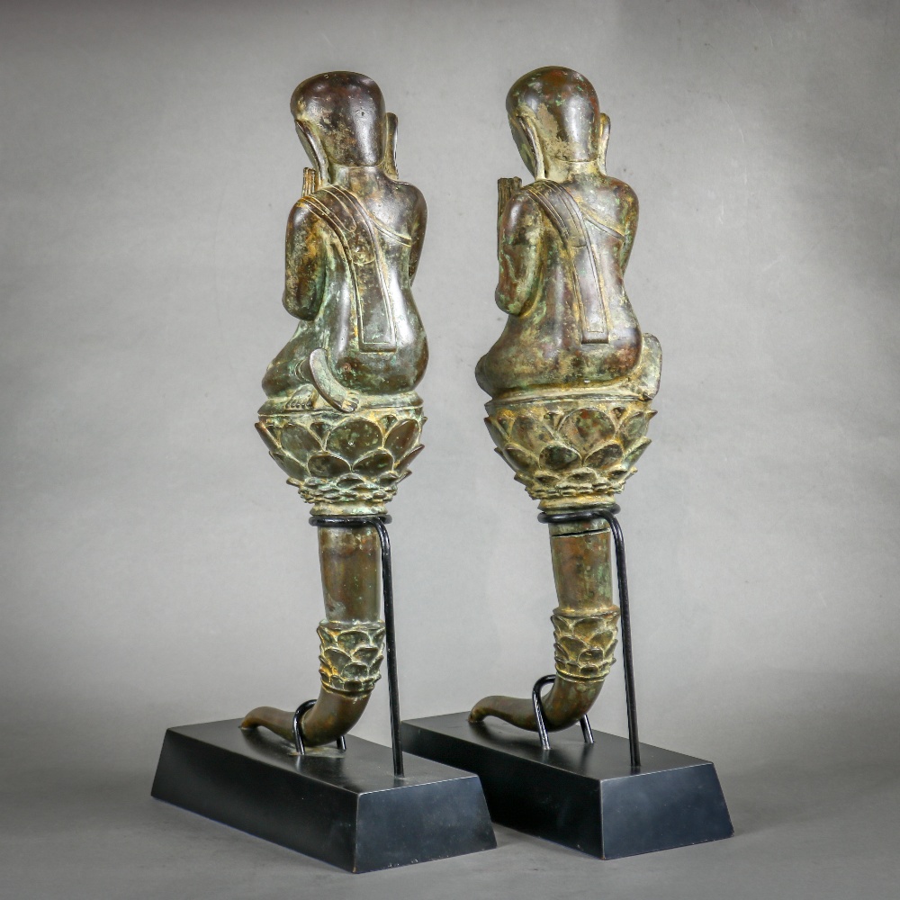 Pair of Thai bronze votive figures, each in anjali mudra seated in vajrasana on a lotus flower - Image 4 of 5