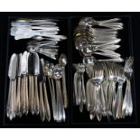 (lot of 117) International Silver Co. sterling silver flatware service, executed in the "Elsinore"