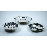 (lot of 3) Continental .800 silver bowl group, 20th Century, consisting of a Modernist Italian nut