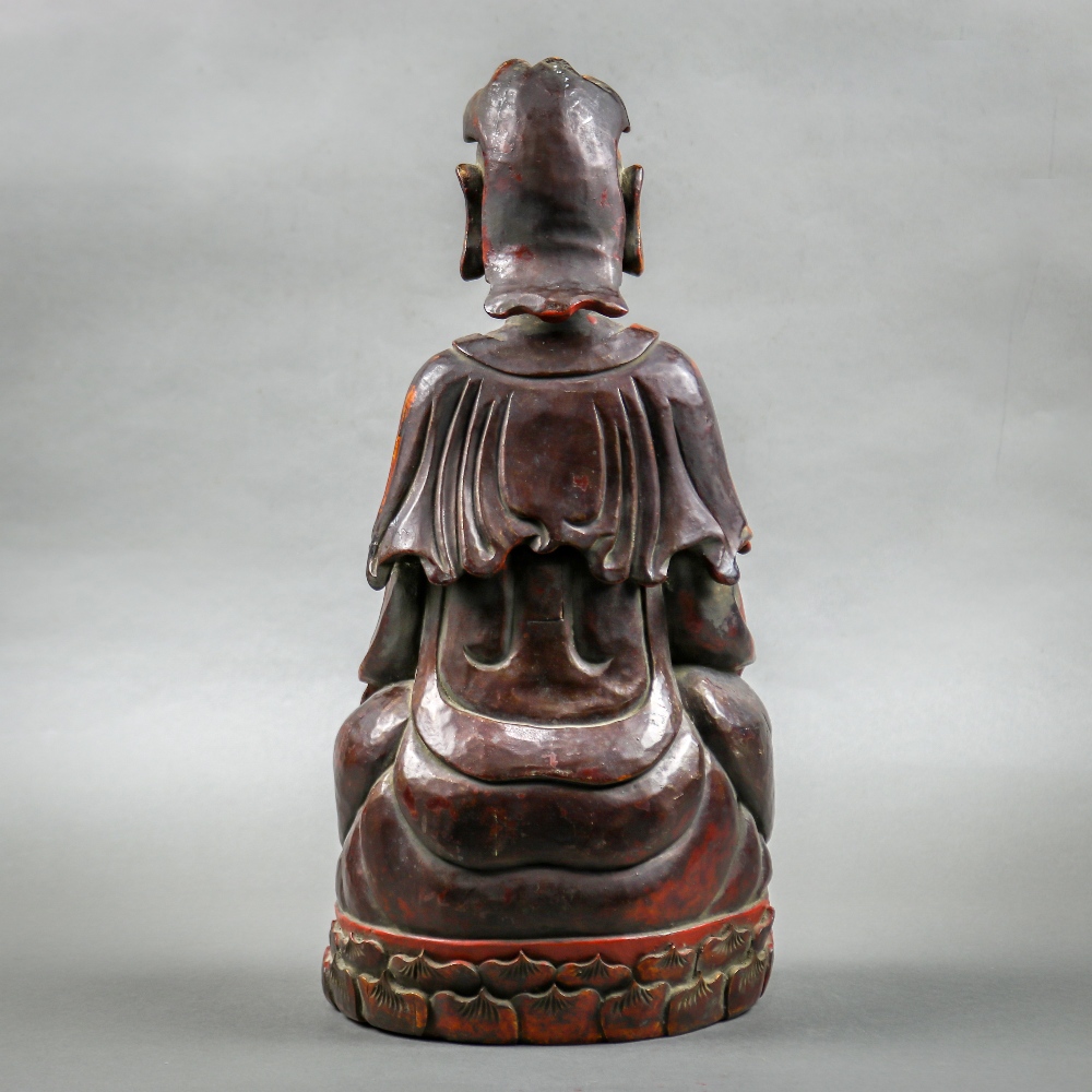 Chinese gilt lacquered wood deity, seated on a lotus pedestal and holding a strand of prayer beads - Image 3 of 5