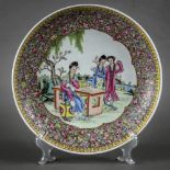 Chinese enameled porcelain charger, with a central reserve featuring four beauties in elegant