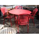 (lot of 5) Metal patio furniture suite, in red enamel, consisting of a folding table and four