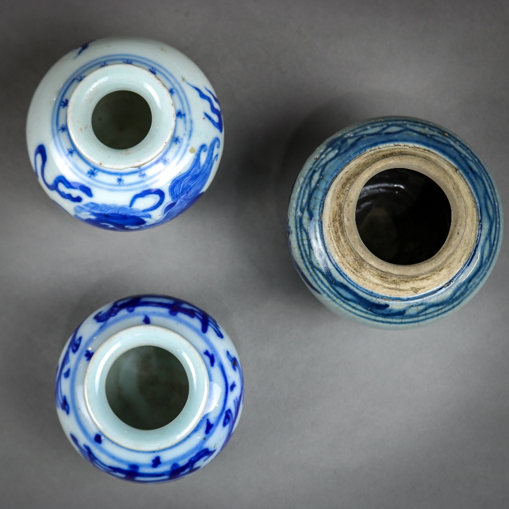 (lot of 3) Chinese ceramic jarlets: two underglaze blue porcelain jarlets, one with fu-lion and - Image 4 of 5