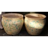 (lot of 2) Pair of planters, with green vine decoration on a beige ground, 10"h