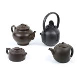 (lot of 4) Chinese ceramic zisha tea pots, including one with a short splayed body; one with faux