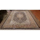 Sino Tabriz carpet, 9'10" x 14'4"