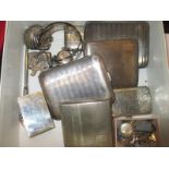 A large quantity of sterling silver items, approx. weight 850g