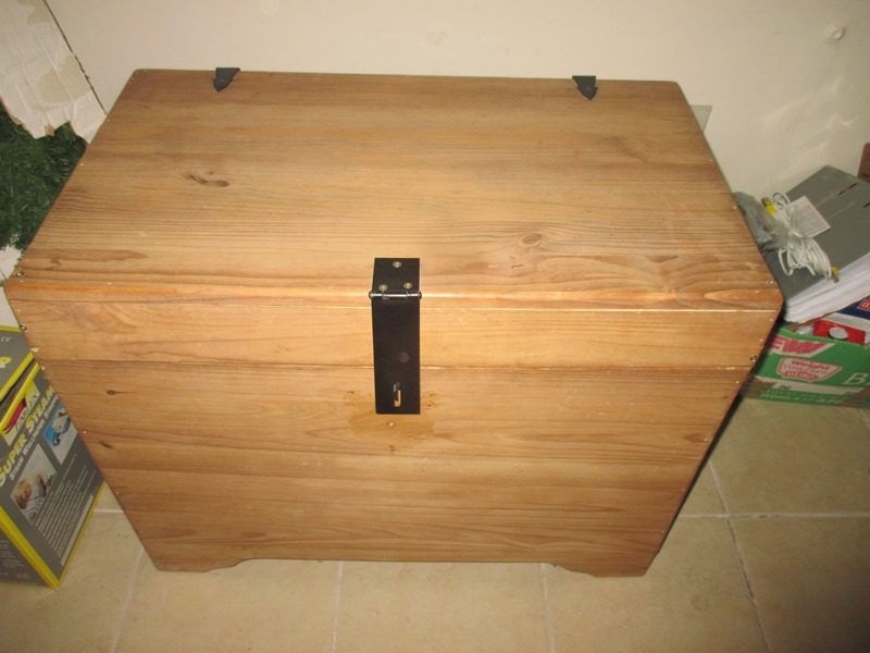 A pine storage trunk